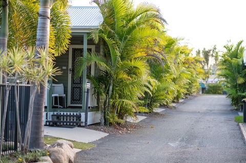 Barney Beach Accommodation Centre - Maitland Accommodation 0