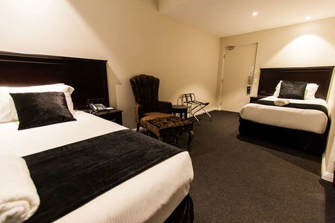 International Hotel Wagga Wagga - Maitland Accommodation 1