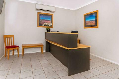 Comfort Inn & Suites Karratha - Maitland Accommodation 9
