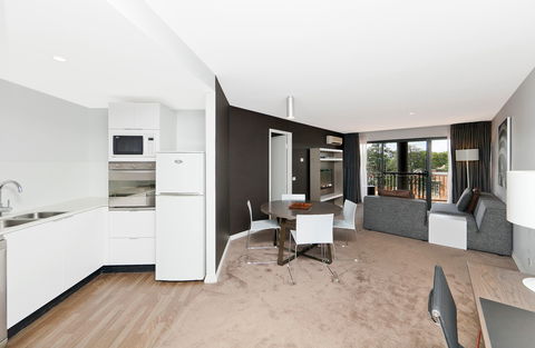 Astra Apartments The Griffin - Maitland Accommodation 7