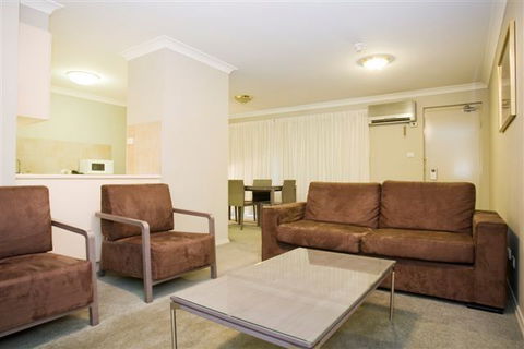 Pinnacle Apartments - Maitland Accommodation 2