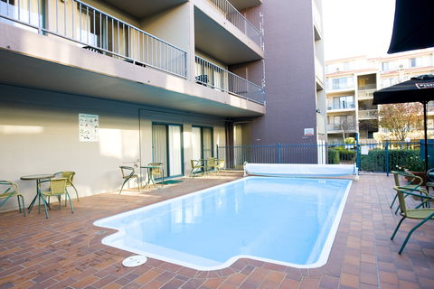 Pinnacle Apartments - Maitland Accommodation 6