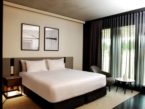A By Adina Canberra - Maitland Accommodation 7