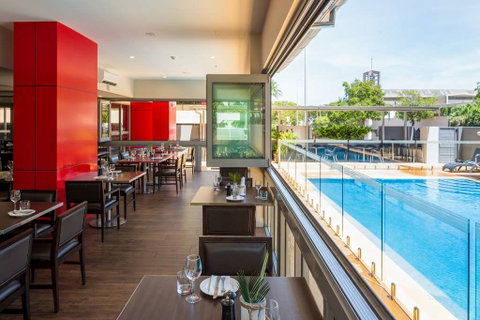 H on Smith Hotel - Maitland Accommodation 12