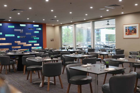 DoubleTree By Hilton Esplanade Darwin - Maitland Accommodation 12