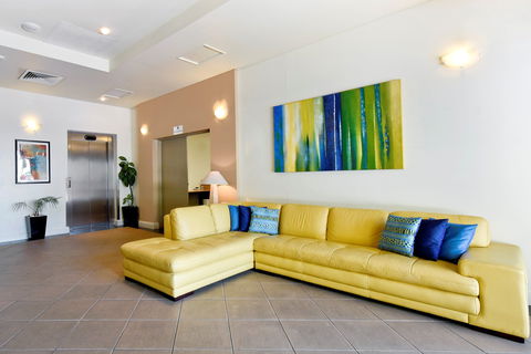 Metro Advance Apartments & Hotel - Maitland Accommodation 2