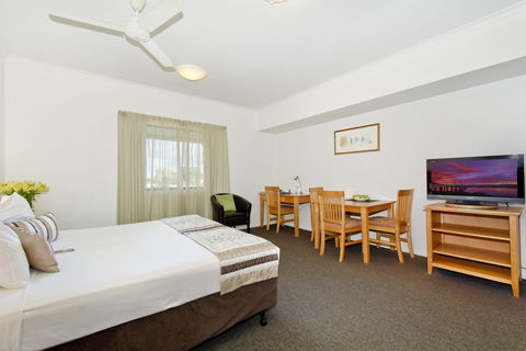 Metro Advance Apartments & Hotel - Maitland Accommodation 12