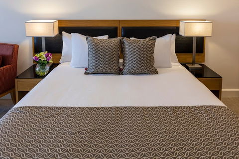 Oaks Elan Darwin - Maitland Accommodation 2