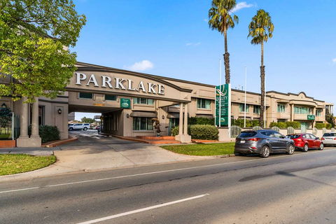 Quality Hotel Parklake Shepparton - Maitland Accommodation 1