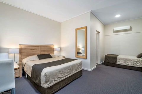 Quality Hotel Sherbourne Terrace - Maitland Accommodation 2