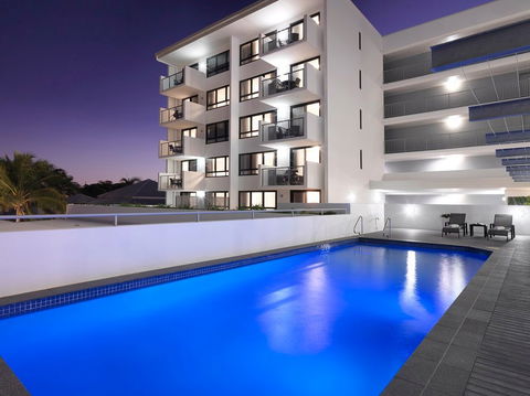 Oaks Carlyle - Maitland Accommodation 1