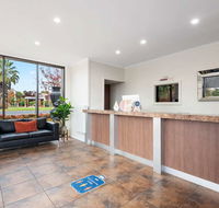 Comfort Inn Deakin Palms - Maitland Accommodation