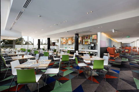 Atura Dandenong - Maitland Accommodation 10