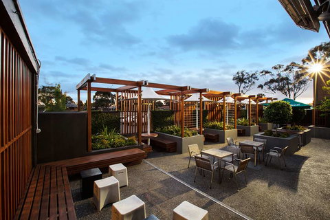 Nightcap at Keysborough Hotel - Maitland Accommodation 9