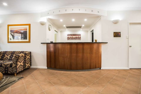 Karratha Central Apartments - Maitland Accommodation 1