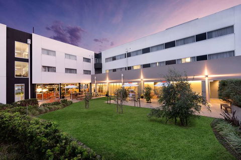 Atura Dandenong - Maitland Accommodation 1