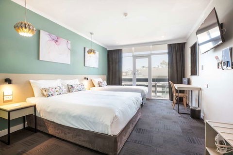 Watermark Glenelg - Maitland Accommodation 2