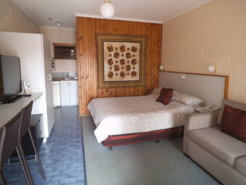 Yarragon Motel - Maitland Accommodation 0