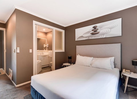 Aqualuna Beach Resort - Maitland Accommodation 1