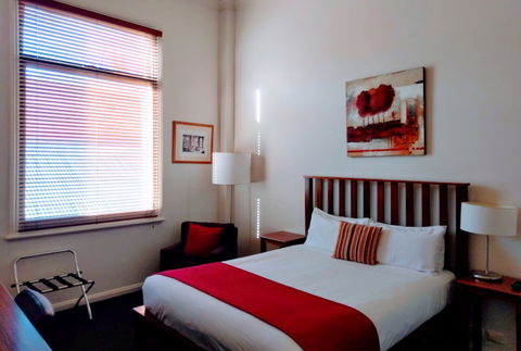 The Ansonia - Maitland Accommodation 1