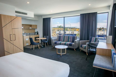 Alpha Hotel Eastern Creek - Maitland Accommodation 14
