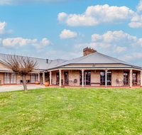 The Bowen Inn Motel - Maitland Accommodation