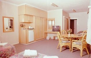 The Abbott Boutique Hotel - Maitland Accommodation 3