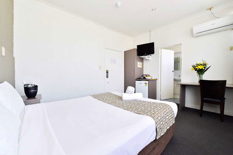 Diplomat Motel Alice Springs - Maitland Accommodation 2