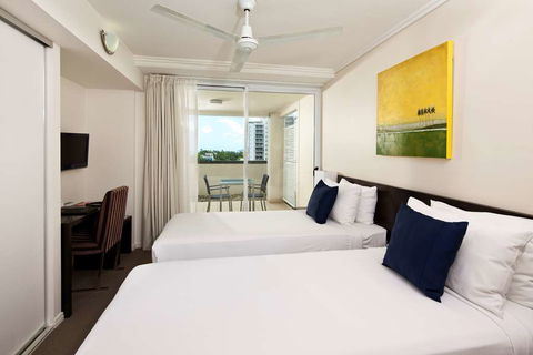 Cairns Central Plaza Apartment - Maitland Accommodation 2
