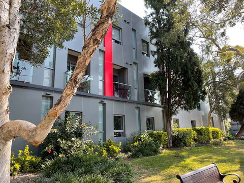 Best Western Plus Camperdown Suites - Maitland Accommodation 0
