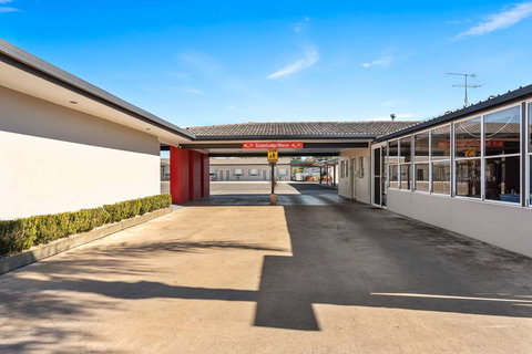 Econo lodge Moree Spa Motor Inn - Maitland Accommodation 2