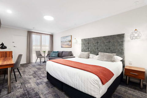 Comfort Inn Deakin Palms - Maitland Accommodation 2
