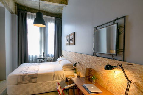 The Urban Newtown - Maitland Accommodation 1