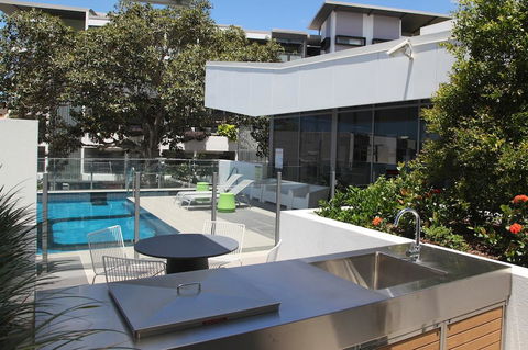 Code Apartments - Maitland Accommodation 2