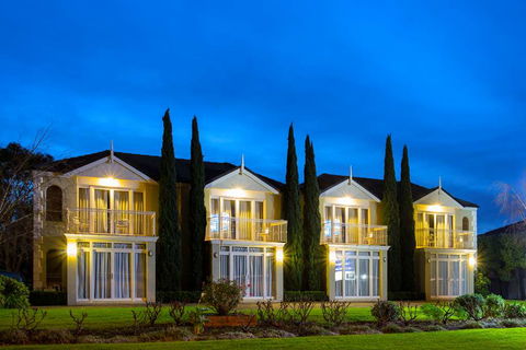 Best Western Colonial Village Motel - Maitland Accommodation 0