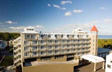 Deep Blue Hotel & Hot Springs - Maitland Accommodation 0
