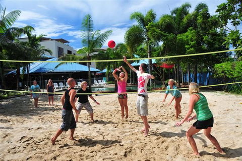 Nomads Cairns Backpackers Resort - Maitland Accommodation 0