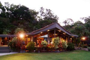 Trinity Beach Palace - Maitland Accommodation 0