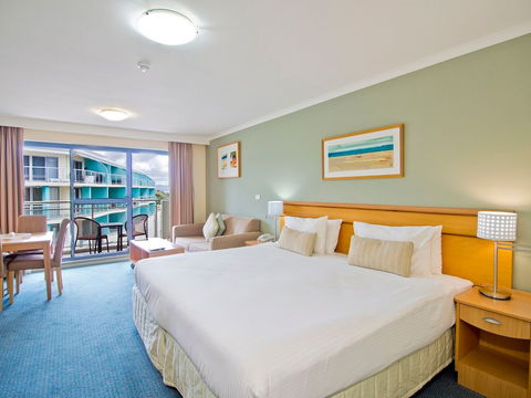Oaks Waterfront Resort - Maitland Accommodation 2