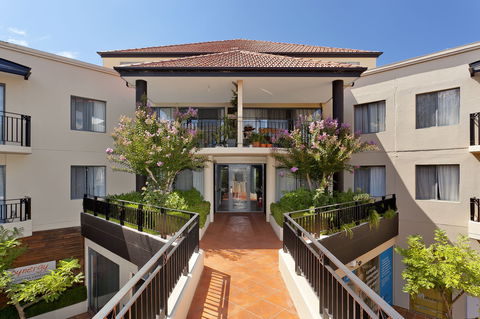 Astra Apartments The Griffin - Maitland Accommodation 2