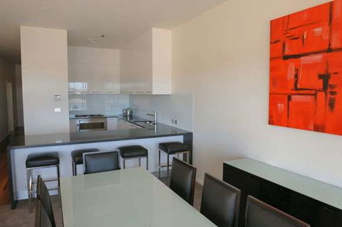 York Cove - Maitland Accommodation 3