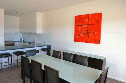 York Cove - Maitland Accommodation 11