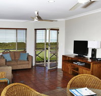 Moonlight Bay Suites - Maitland Accommodation