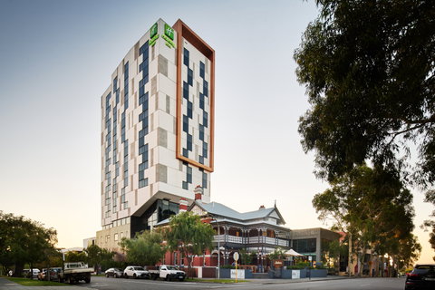 Holiday Inn West Perth - Maitland Accommodation 2