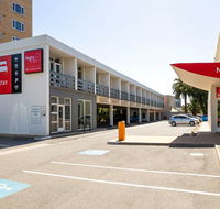 Watermark Glenelg - Maitland Accommodation