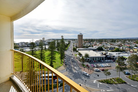 Atlantic Tower Motor Inn - Maitland Accommodation 1