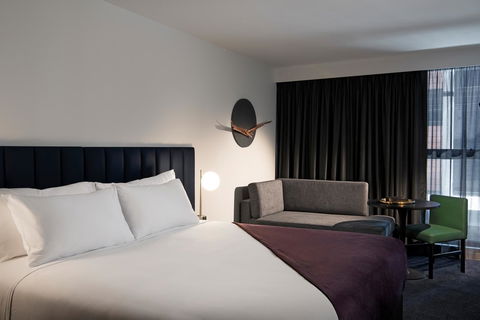 Midnight Hotel, Autograph Collection - Maitland Accommodation 12