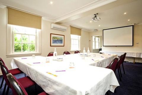 Mercure Canberra - Maitland Accommodation 43