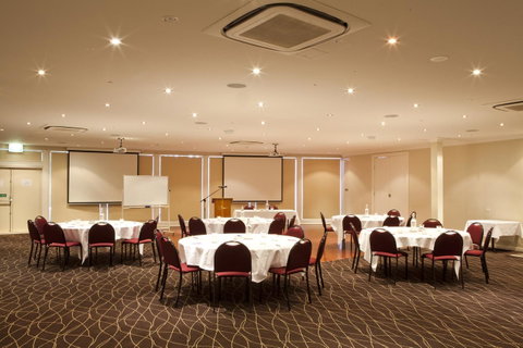 Mercure Canberra - Maitland Accommodation 42