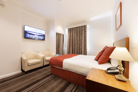 Mercure Canberra - Maitland Accommodation 16